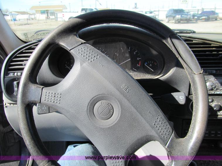 image for item G9743 1992 BMW 325i