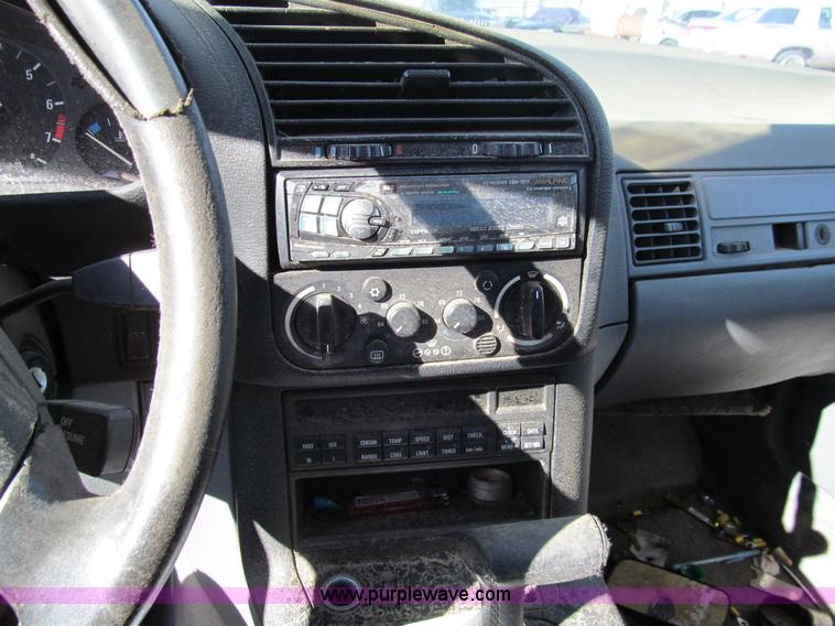 image for item G9743 1992 BMW 325i