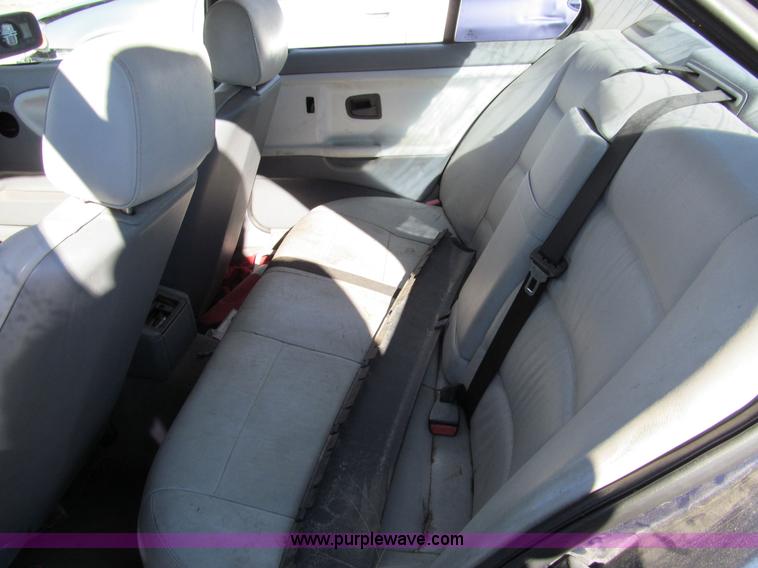 image for item G9743 1992 BMW 325i