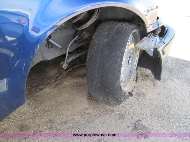 image for item G9743 1992 BMW 325i