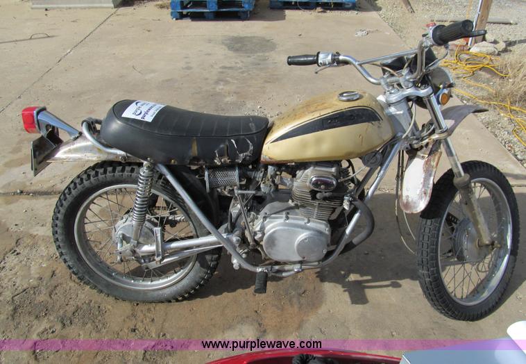 image for item G9744 1971 Honda motorcycle