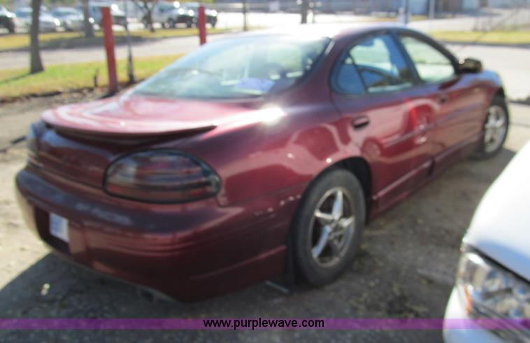 image for item G9747 2000 Pontiac Grand Prix GT