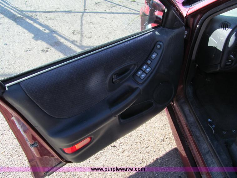 image for item G9747 2000 Pontiac Grand Prix GT