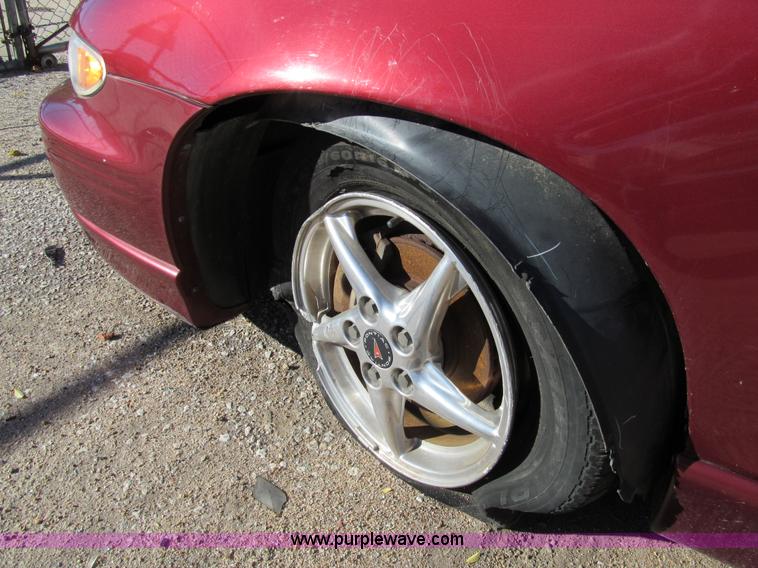 image for item G9747 2000 Pontiac Grand Prix GT