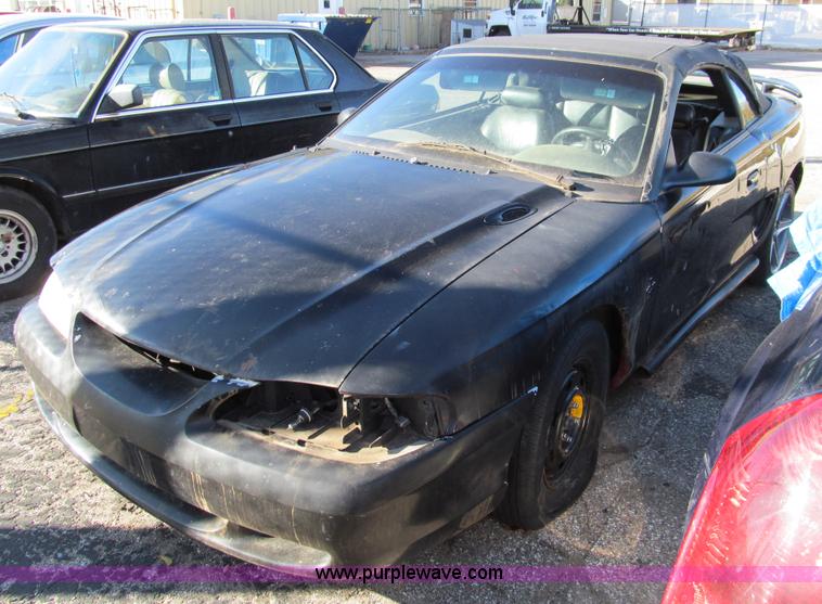 image for item G9748 1998 Ford Mustang GT
