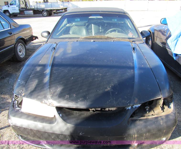 image for item G9748 1998 Ford Mustang GT