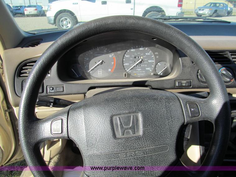 image for item G9750 1995 Honda Accord LX