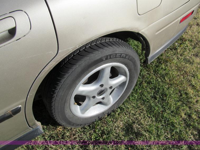 image for item G9750 1995 Honda Accord LX