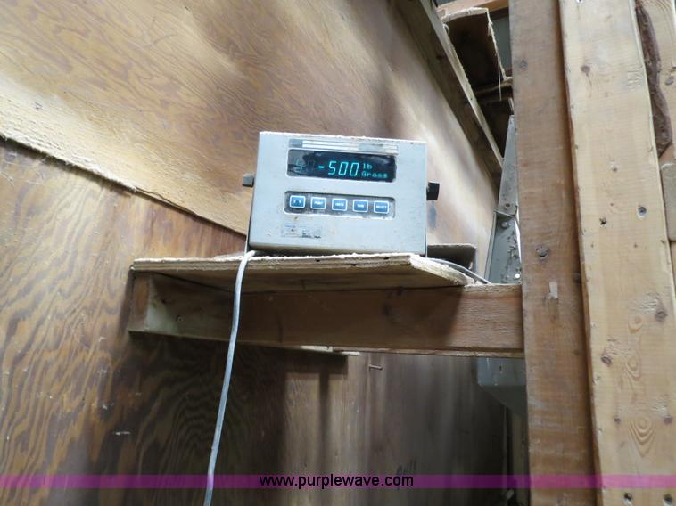 image for item B4798 Layco nine ton fertilizer mixing system