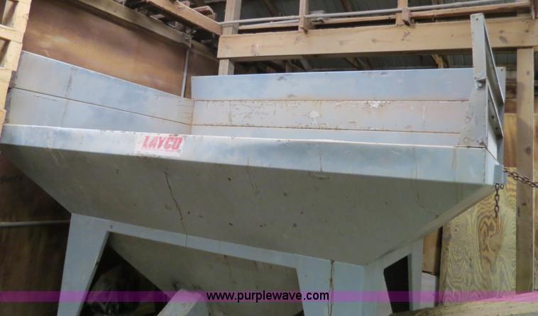 image for item B4798 Layco nine ton fertilizer mixing system