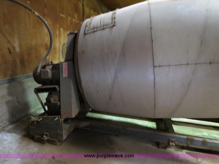 image for item B4798 Layco nine ton fertilizer mixing system