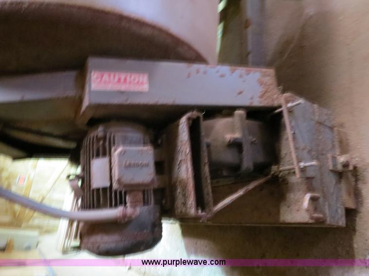 image for item B4798 Layco nine ton fertilizer mixing system