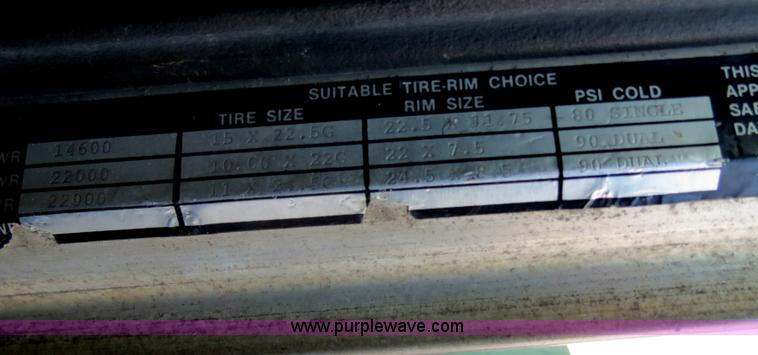 image for item B4802 1990 Peterbilt 379 nurse truck