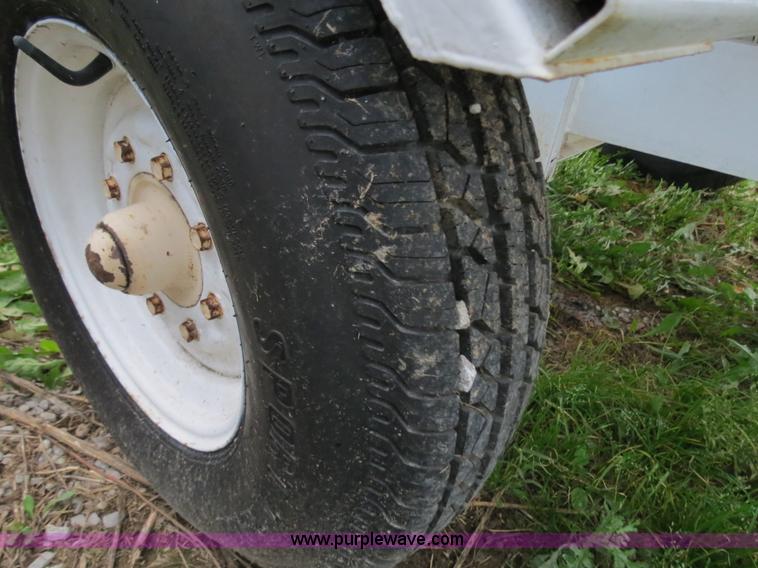 image for item B4803 Parker J1500 weigh wagon