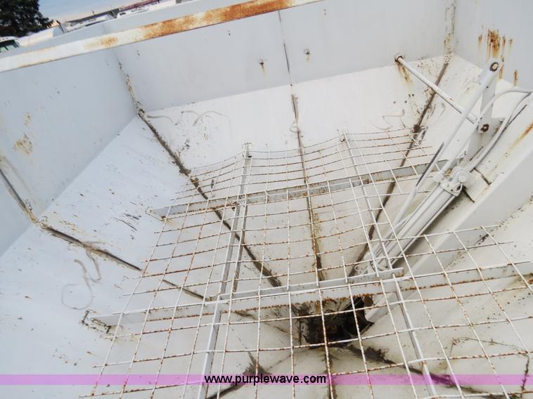 image for item B4803 Parker J1500 weigh wagon