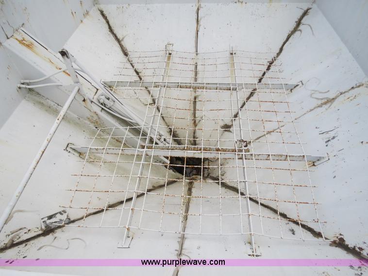 image for item B4803 Parker J1500 weigh wagon