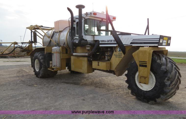 image for item B4816 1995 Ag-Chem TerraGator 1803 liquid applicator floater