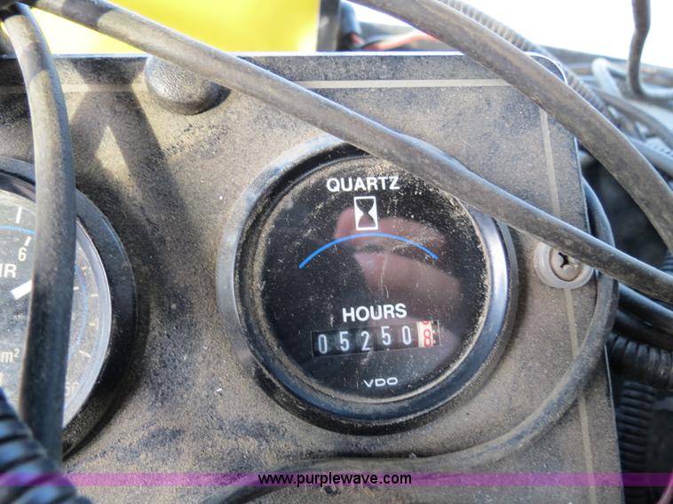 image for item B4816 1995 Ag-Chem TerraGator 1803 liquid applicator floater