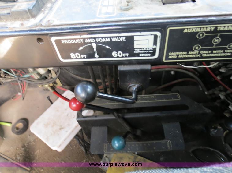 image for item B4816 1995 Ag-Chem TerraGator 1803 liquid applicator floater