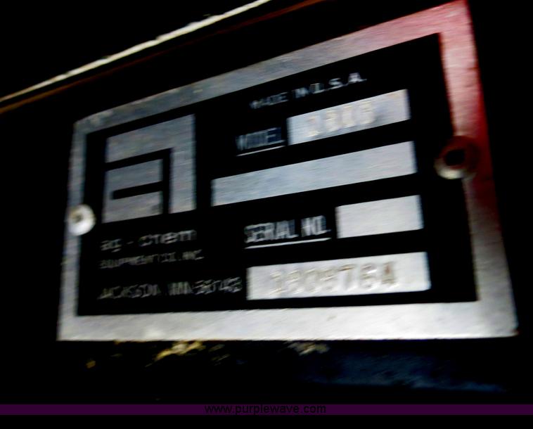 image for item B4816 1995 Ag-Chem TerraGator 1803 liquid applicator floater