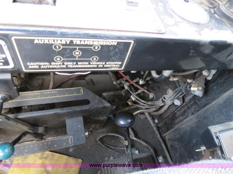 image for item B4816 1995 Ag-Chem TerraGator 1803 liquid applicator floater