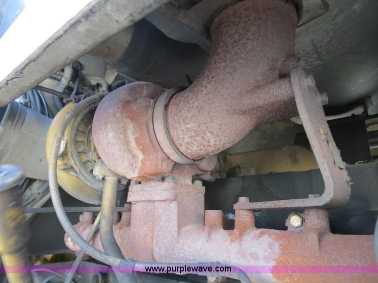 image for item B4816 1995 Ag-Chem TerraGator 1803 liquid applicator floater