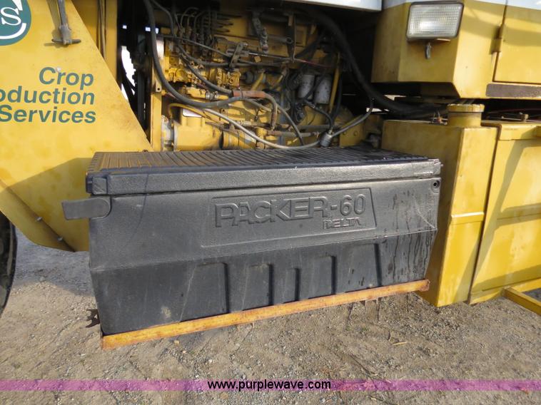 image for item B4816 1995 Ag-Chem TerraGator 1803 liquid applicator floater