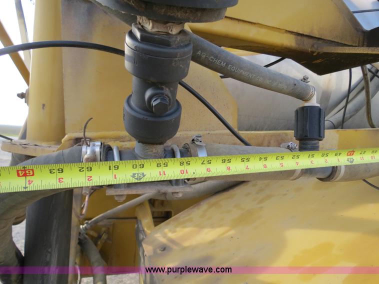 image for item B4816 1995 Ag-Chem TerraGator 1803 liquid applicator floater