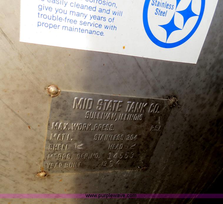 image for item B4816 1995 Ag-Chem TerraGator 1803 liquid applicator floater