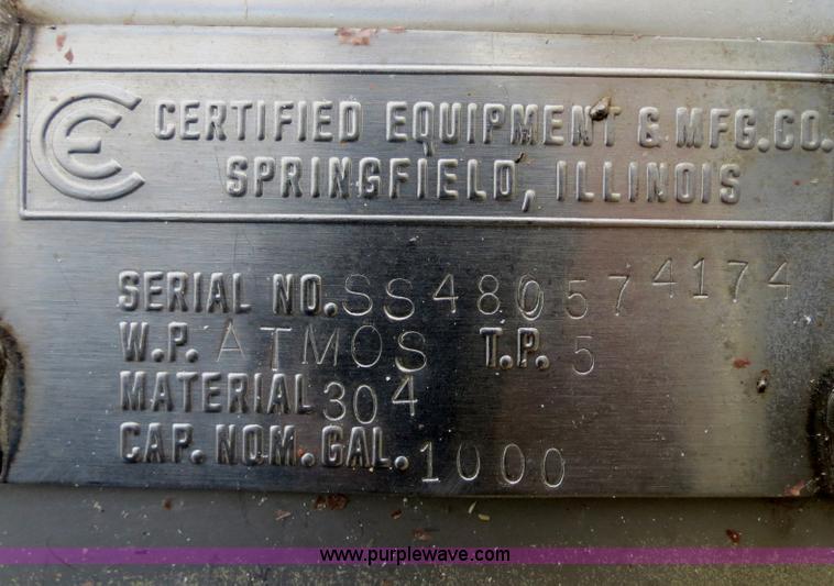 image for item G9503 1,000 gallon stainless steel tank