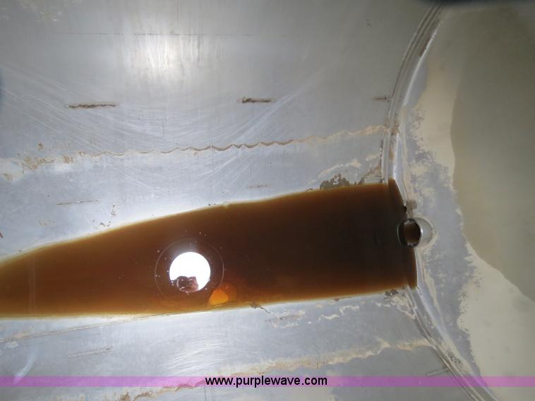 image for item G9503 1,000 gallon stainless steel tank