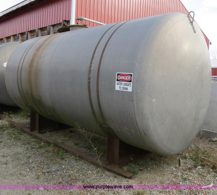 image for item G9504 6,000 gallon steel tank