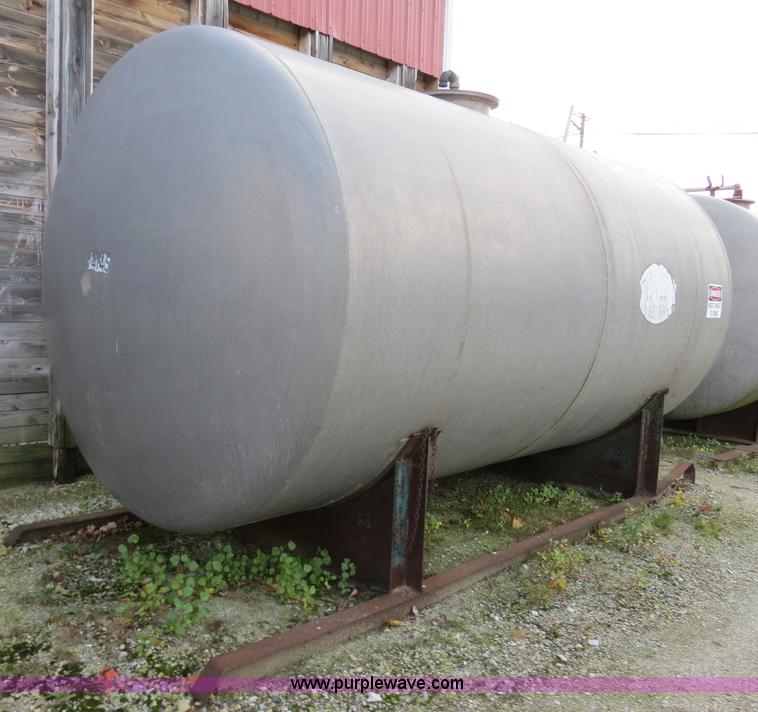 image for item G9505 6,000 gallon steel tank