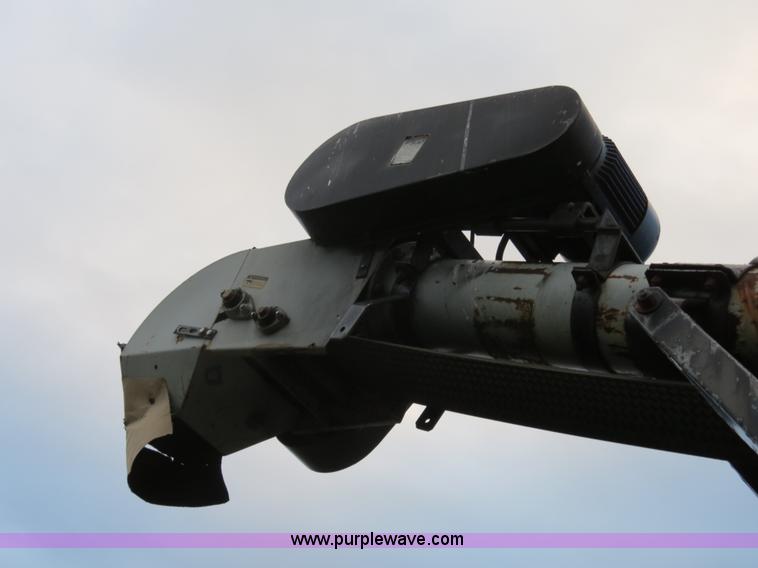 image for item G9509 Convey All TC828 28' belt conveyor