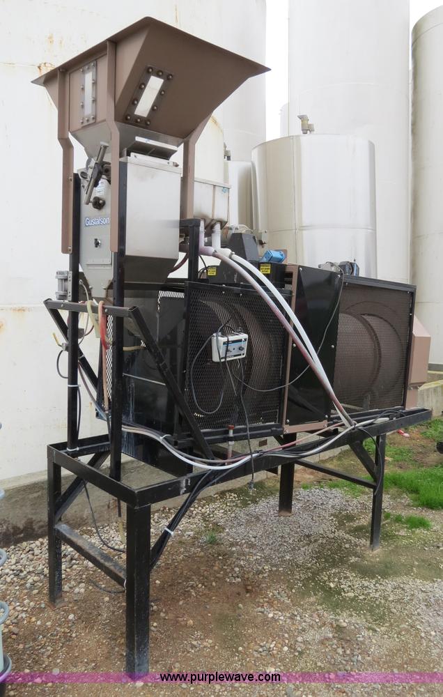 image for item G9513 2006 Gustafson SRW800 continuous flow seed treater