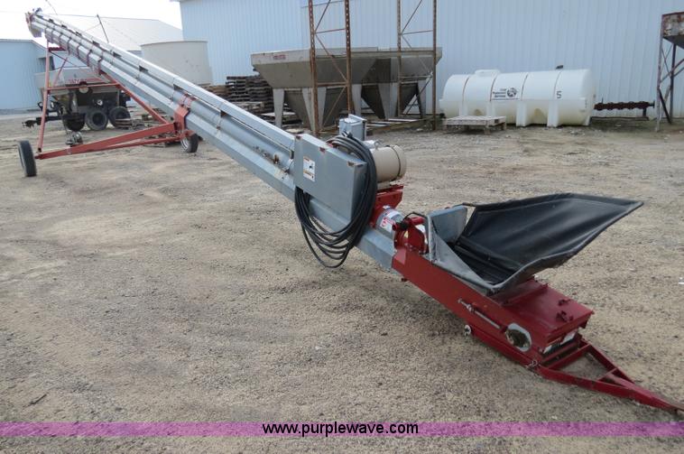image for item G9517 Friesen 1208 belt conveyor