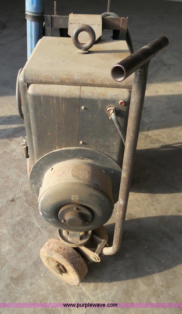 image for item G9519 Hobart ML-204 arc welder