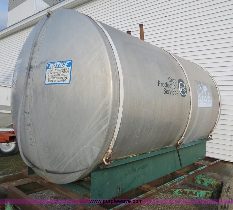 image for item G9521 1,300 gallon aluminum tank