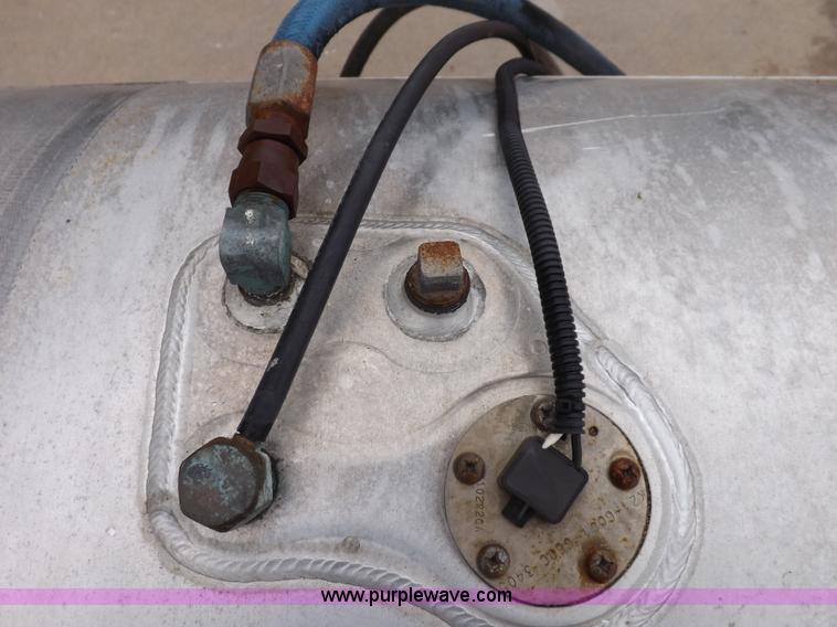 image for item I8324 Peterbuilt DEM aluminum fuel tank