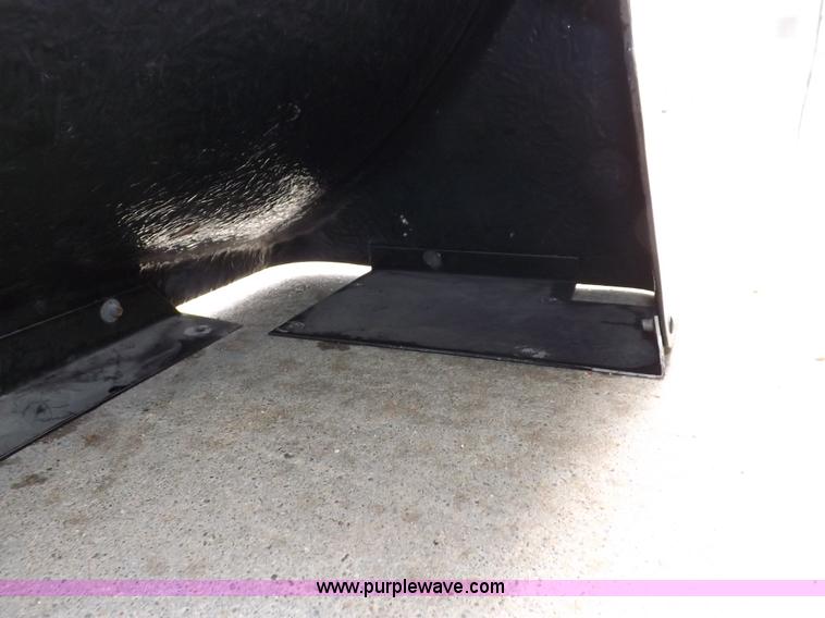 image for item I8325 Truck fairing