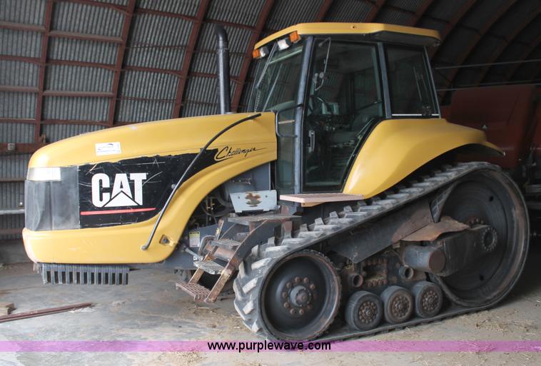image for item G5863 1996 Caterpillar Challenger 35 tractor