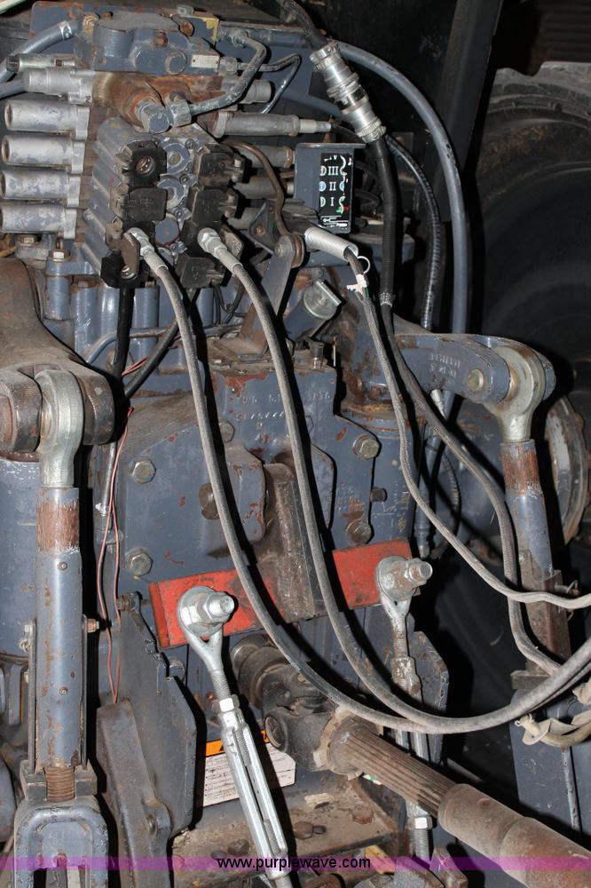 image for item G5865 1995 Caterpillar Challenger 35 tractor