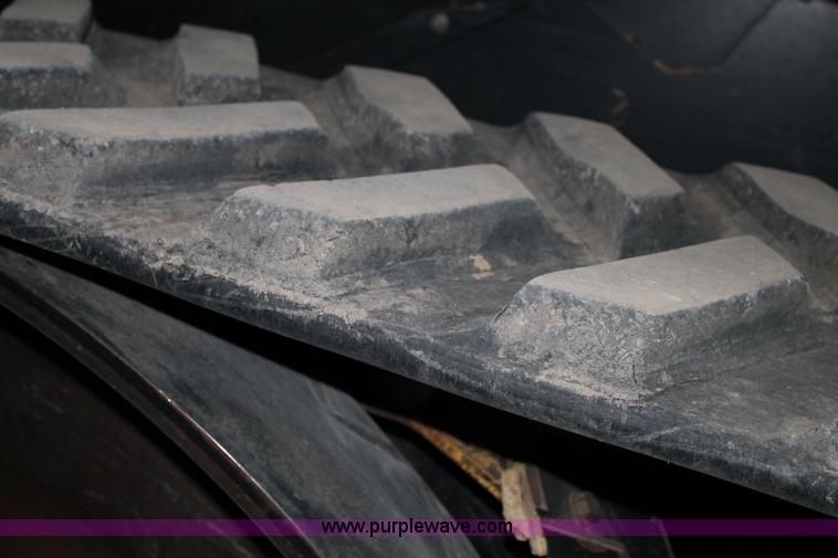 image for item G5865 1995 Caterpillar Challenger 35 tractor