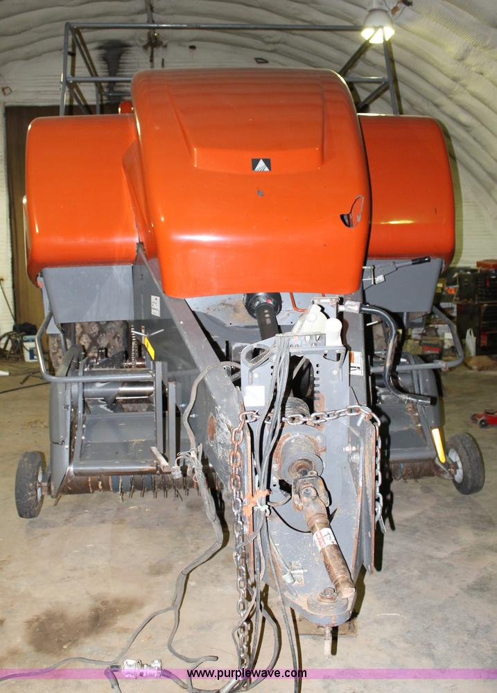 image for item G5866 2007 AGCO Hesston 7444 large square baler