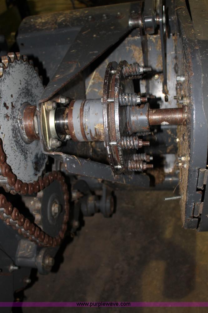 image for item G5866 2007 AGCO Hesston 7444 large square baler