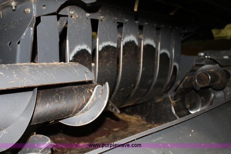 image for item G5866 2007 AGCO Hesston 7444 large square baler