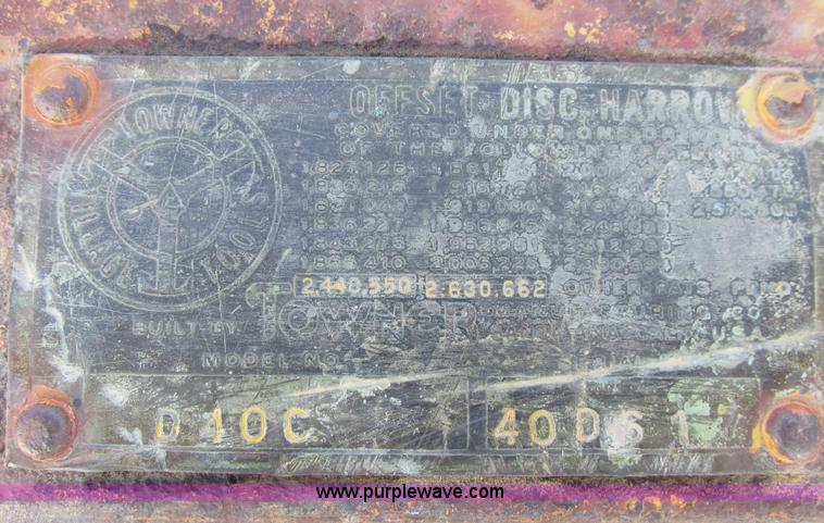 image for item I4950 Towner Village Tools D40C off-set disk harrow