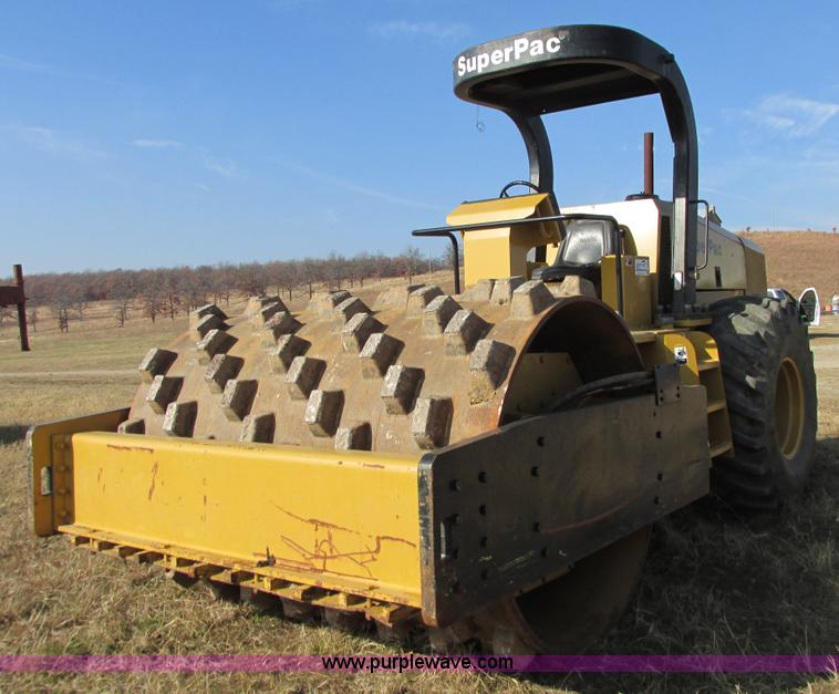 image for item I4952 Champion 840P Super Pac roller