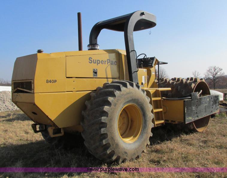 image for item I4952 Champion 840P Super Pac roller