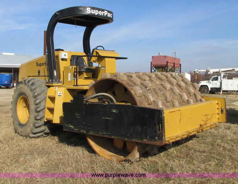 image for item I4952 Champion 840P Super Pac roller